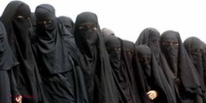 Purtarea vălului islamic, INTERZISĂ parţial într-o ţară din Europa: Decizia a fost aprobată de Parlament