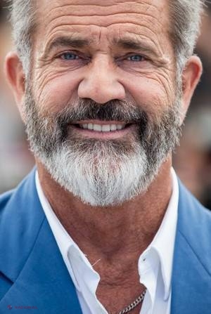 GALERIE FOTO // Vezi ce iubită are Mel Gibson, la 60 de ani. Cum arată aceasta