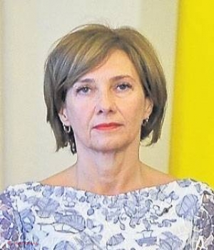 MODESTIE // Carmen Iohannis nu vrea să fie PRIMA doamnă a României cu acte oficiale