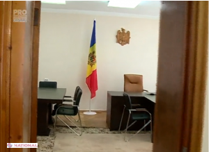 VIDEO // Cum arată CADOUL oferit de Parlament lui Nicolae Timofti