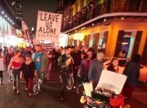 VIDEO // PROTEST inedit al unor dansatoare de striptease