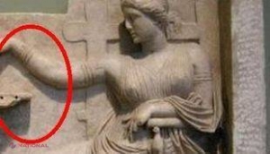 DETALIUL fascinant dintr-o statuie grecească antică care apare în opera de artă