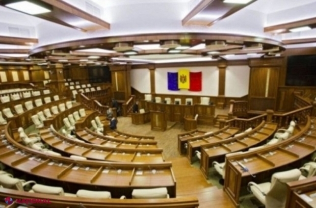 VIDEO // Președintele Dodon a semat decretul: Prima ședință a noului Parlament va avea loc joi, pe 21 martie