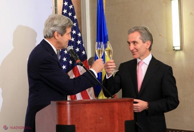 GLUMELE lui John Kerry făcute la Chișinău