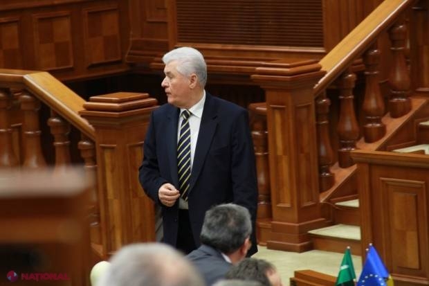 O nouă ÎNCLEŞTARE în Parlament între Voronin şi Leancă. Şi-au aruncat cuvinte GRELE