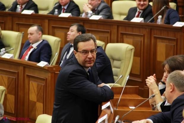 Democrații i-au cerut lui Valeriu Streleț să DEMISIONEZE înainte să fie pusă la vot moțiunea de cenzură