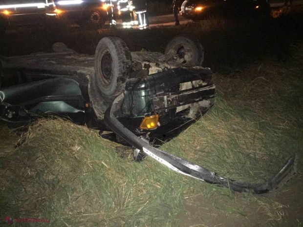 Accident teribil în apropiere de Chișinău: Un tânăr de 31 de ani a decedat, iar alte trei persoane au ajuns la spital, după ce mașina s-a inversat