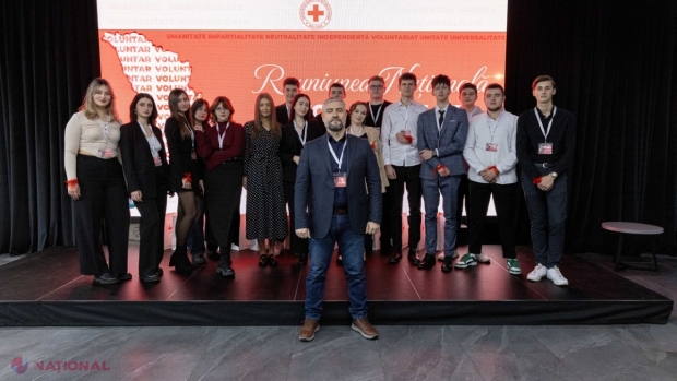 VIDEO // Voluntarii Crucii Roșii din Moldova, SPRIJINIȚI puternic de A.S.I.C.S.: „Sunteți fundația unei comunități sigure, în care compasiunea, dorința de a-ți ajuta apropiatul sunt principii importante”