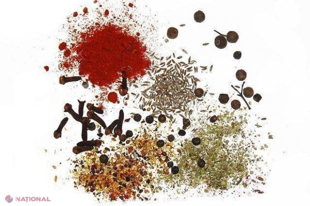 SLĂBIȚI de trei ori mai mult consumând DOAR o lingură din acest condiment