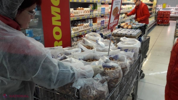NEREGULI depistate de autorități în mai multe supermarketuri de la Chișinău: Ustensile uzate, risc de contaminare și produse cu termene de valabilitate expirate
