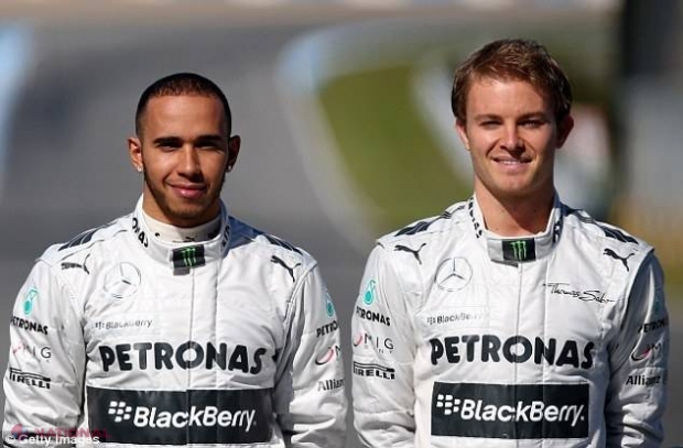 Mercedes i-a găsit înlocuitor lui Rosberg. Cine vine lângă Hamilton din 2017: 