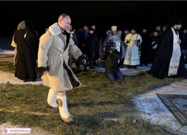Internauții ruși ironizează baia la copcă a lui Putin, de Bobotează: „Cât timp au încălzit apa?”