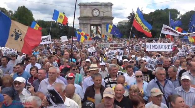 VIDEO // Rezoluția PROTESTULUI opoziției de la Chișinău: Acțiuni de NESUPUNERE CIVICĂ, blocarea instituțiilor capturate și Adunarea Generală a Cetățenilor pe 26 august
