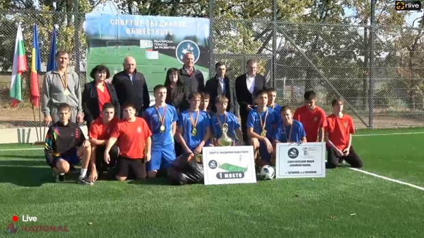VIDEO // Eveniment GRANDIOS în incinta Liceului „Olimpii Panov” din Taraclia. A.S.I.C.S inaugurează un teren modern de minifotbal, care a fost construit în cadrul Proiectului „Sportul UNEȘTE societatea”
