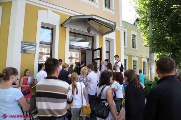 Sesiunea suplimentară de ADMITERE la universitate: Mii de locuri rămase încă NEACOPERITE în R. Moldova