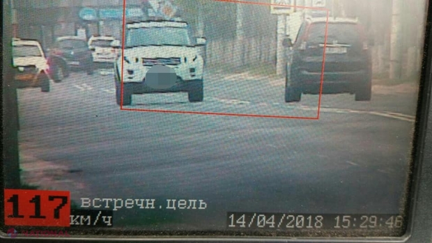 FOTO // Cu 117 kilometri pe oră, pe o stradă din Chișinău: Vitezomanul, prins și pedepsit