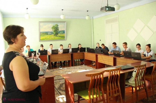 Proiect realizat // Școală DIGITALĂ la sat