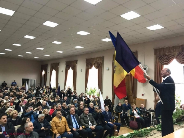 „Parlamentul UNIRII”: Obiectivele lui Traian Băsescu în proiectul său politic din R. Moldova