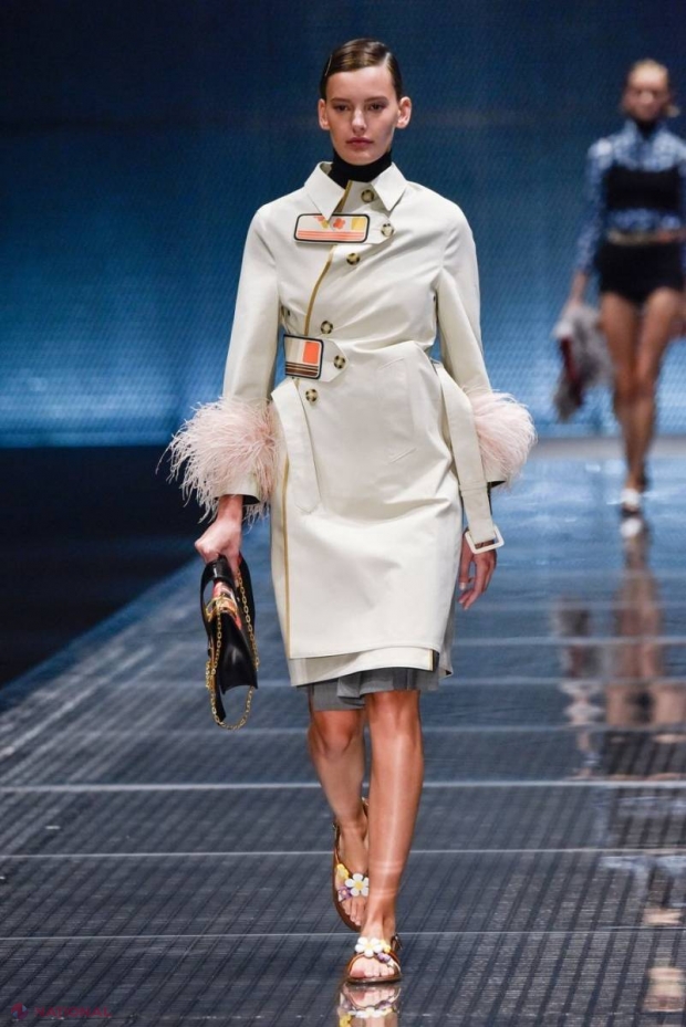 GALERIE FOTO // Prezentarea de modă a noii colecţii Prada în cadrul Săptămânii Modei de la Milano