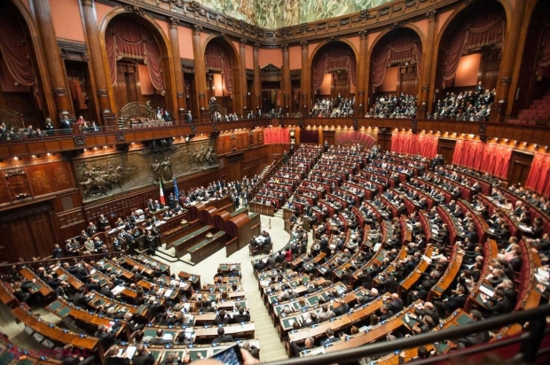 Italienii au SCHIMBAT sistemul electoral. Viitorul Parlament și Senat va fi ales în baza sistemului MIXT