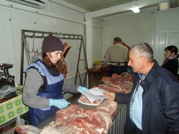 Controale DRASTICE în raionul Ștefan Vodă, după depistarea cazurilor de pestă porcină în Palanca. Inspectorii și-au pus mâinile în cap