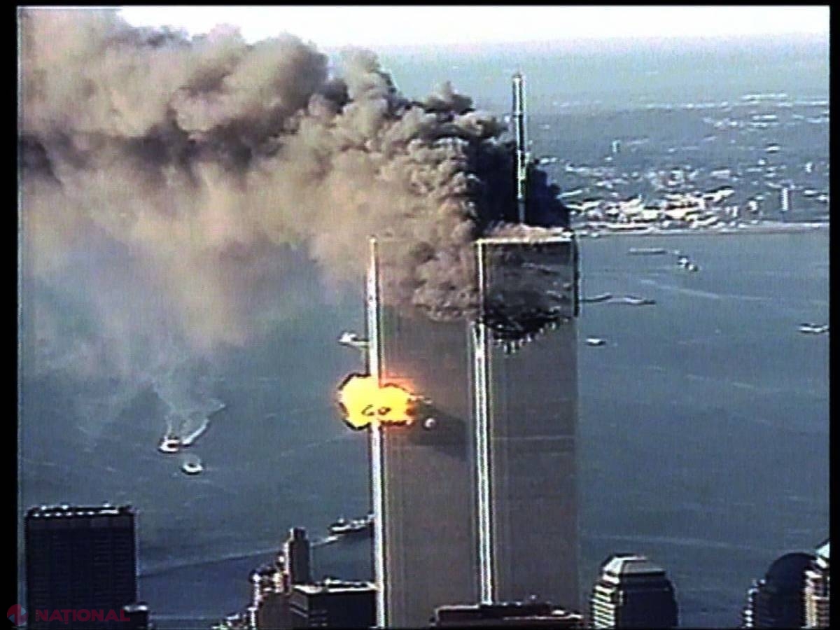 Нападение башен. Башни-Близнецы 11 сентября 2001. Взрыв башен-близнецов в Нью-Йорке. Теракт 11 сентября самолет.