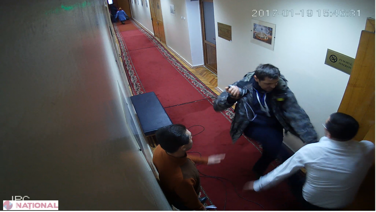 VIDEO // BĂTAIE între un funcționar din Chișinău și un activist civic ...