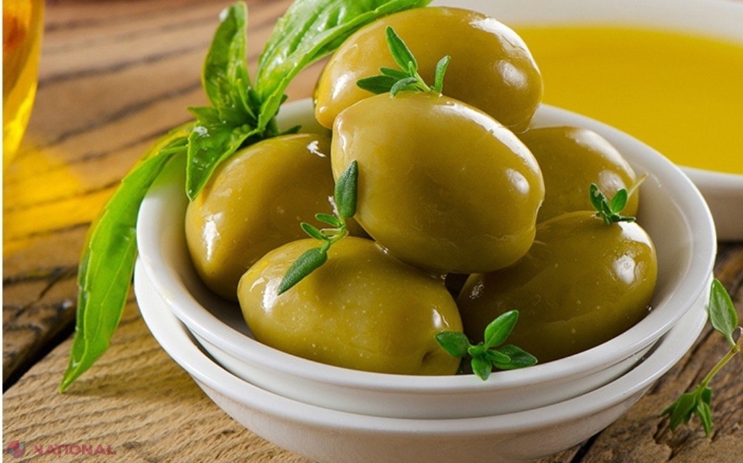 The Surprising Benefits of Eating 4 Olives Before Going to Bed World