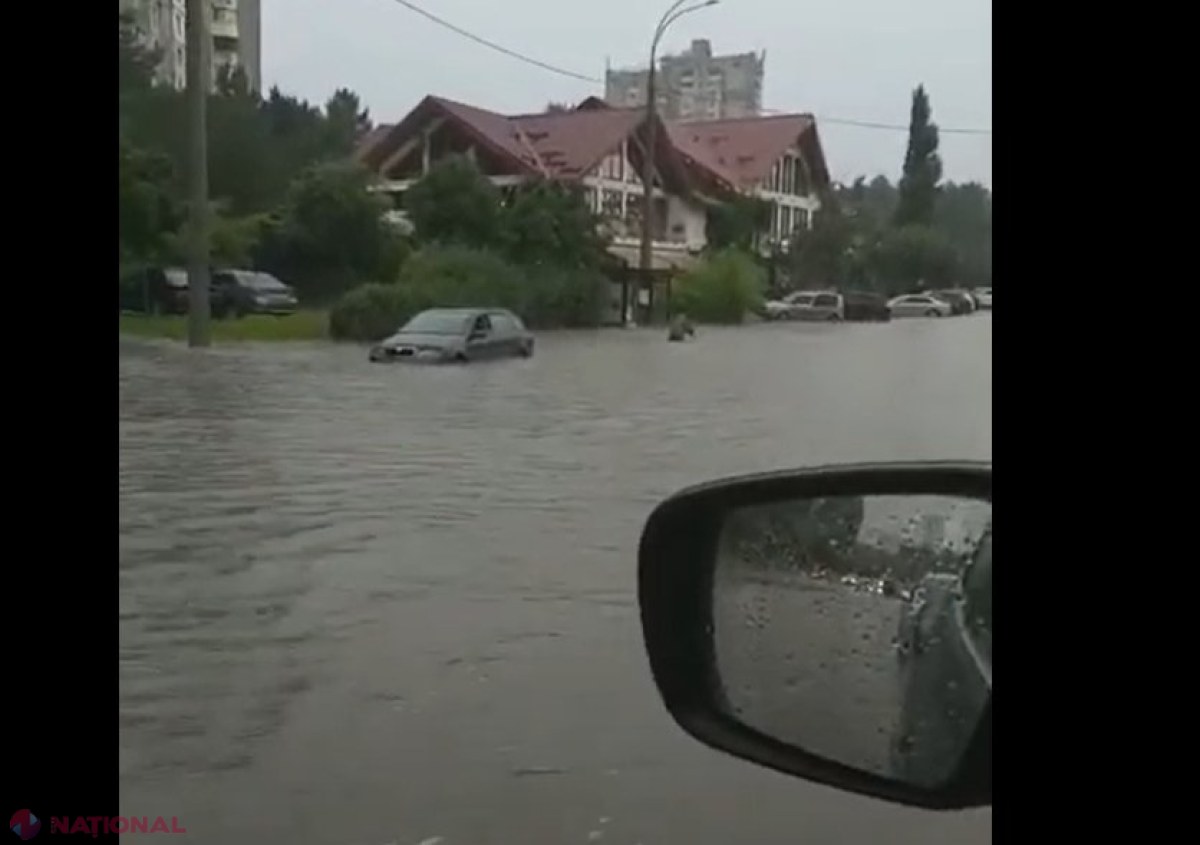 VIDEO // Strada Albișoara, renovată anul trecut cu peste 120 de milioane de lei, a devenit o „mică Veneție”