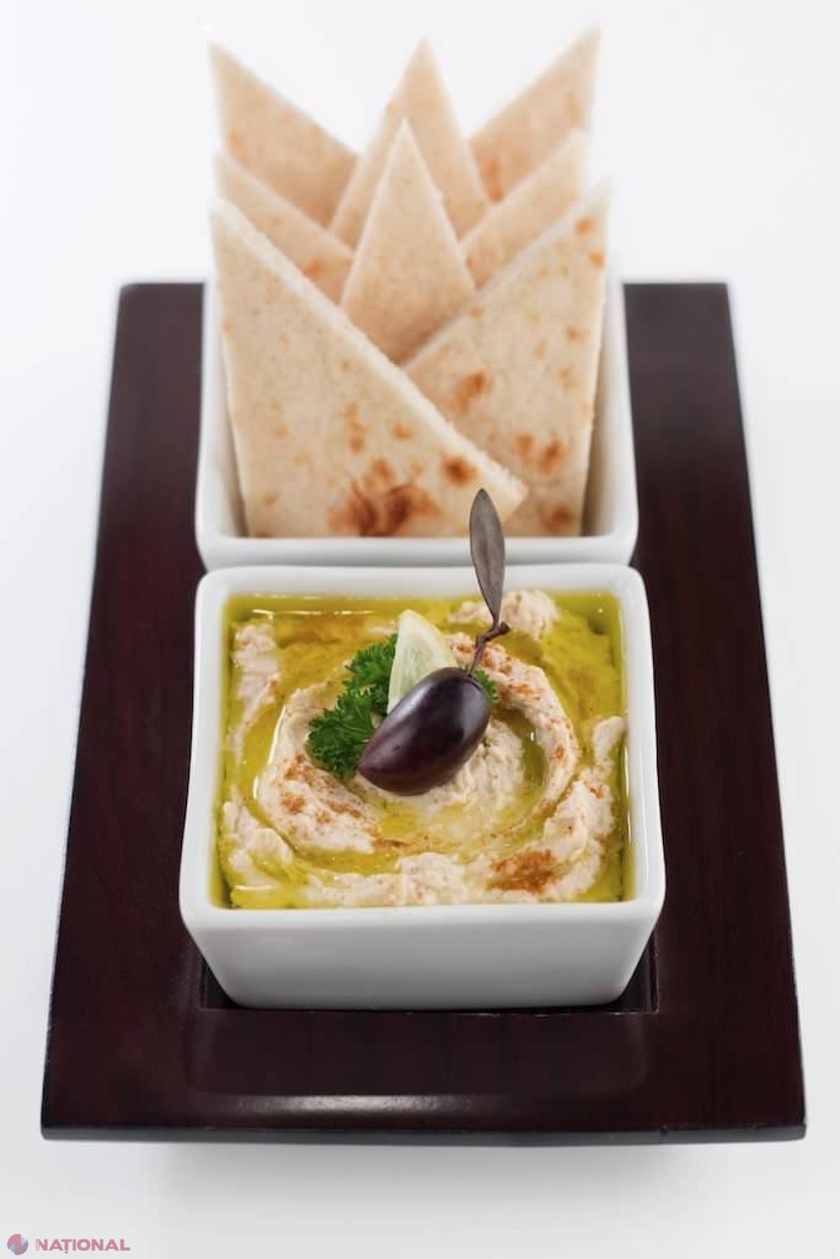 REȚETĂ // Cum să-ţi prepari humus acasă în timp record. Un aperitiv delicios 
