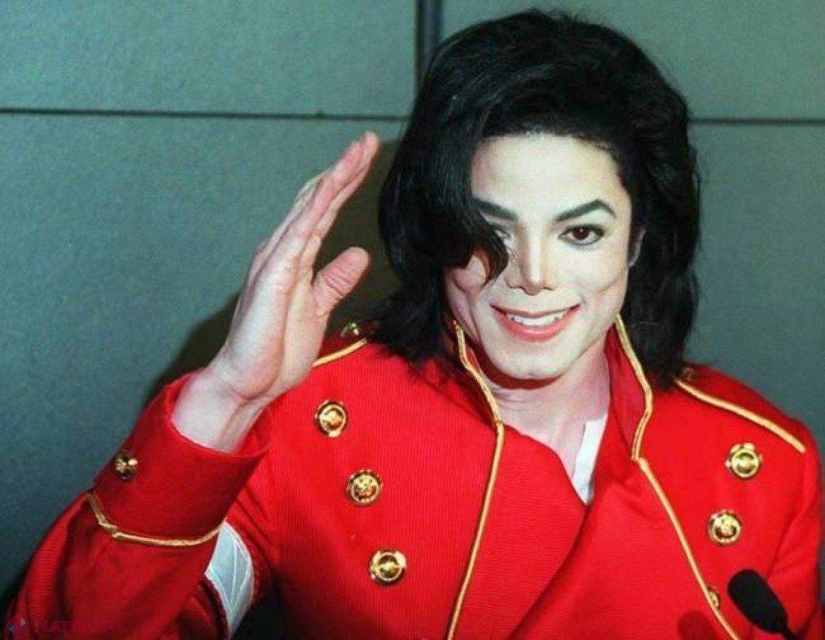 FOTO // Cum ar fi arătat Michael Jackson la vârsta de 50 de ani dacă nu şi-ar fi făcut nicio operaţie estetică