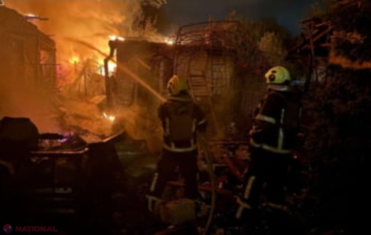 VIDEO // Incendii devastatoare în Kiev după un atac nocturn cu drone rusești: clădiri rezidențiale avariate și mașini distruse