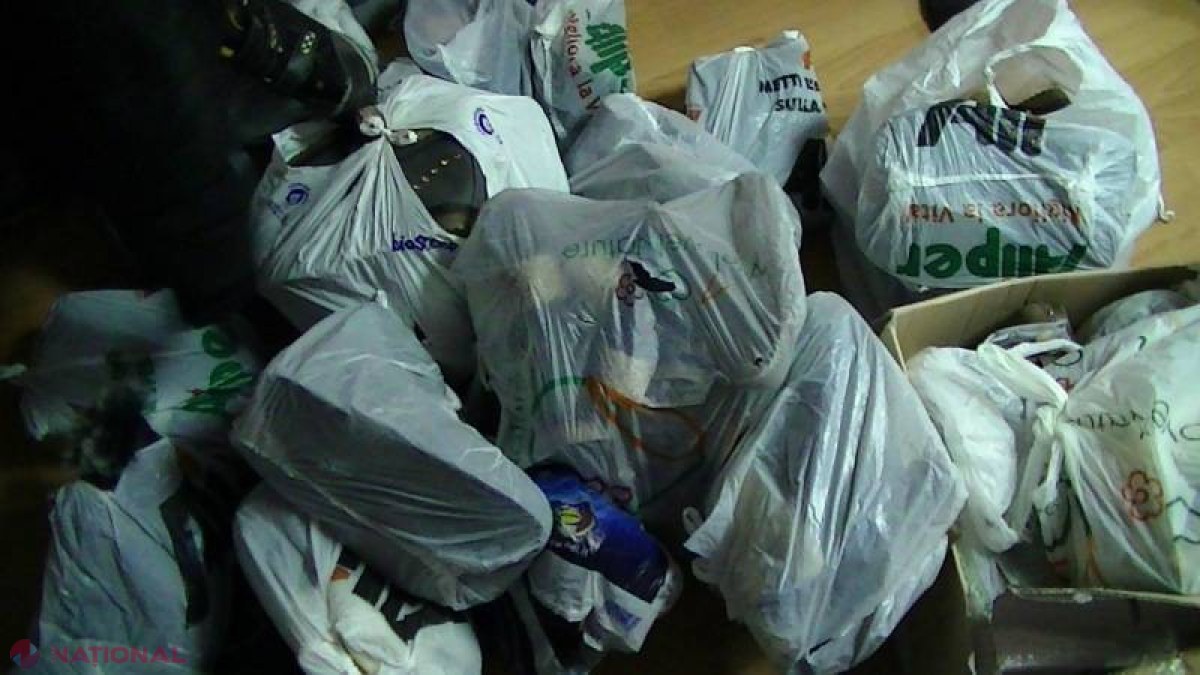 Cizme de contrabandă la Vama Leușeni