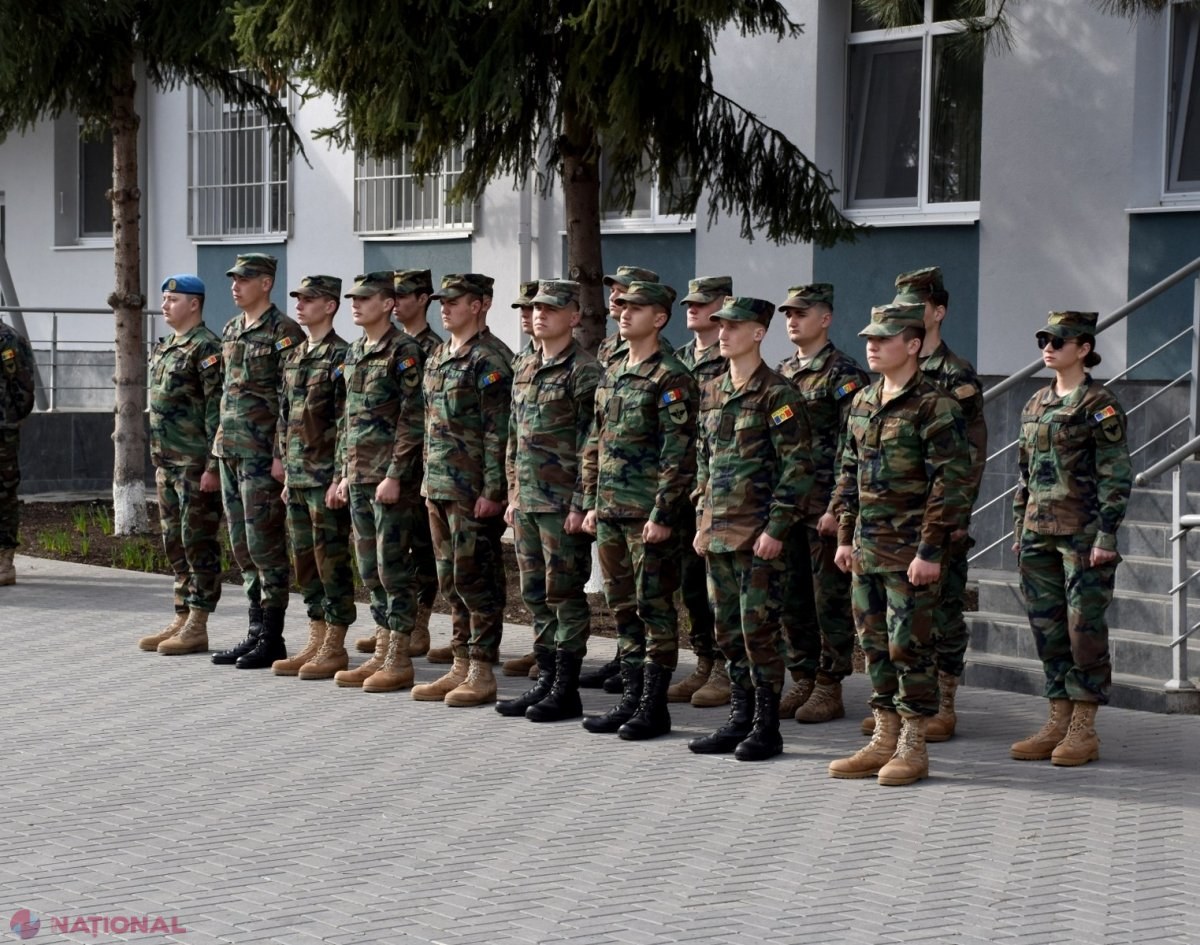 Soldați din Armata Națională, instruiți în conformitate cu standardele franceze în materie de leadership, planificare, organizare și conducere a subunităților de nivel tactic