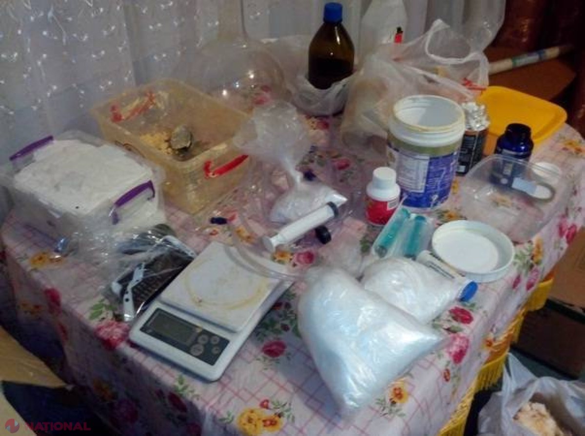 Laborator de preparare a drogurilor la Ungheni. Au fost depistate droguri în valoare de circa un MILION de lei
