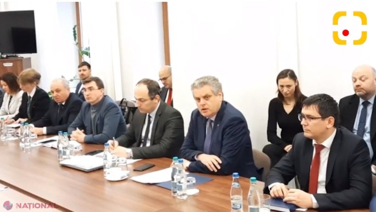 ​Chișinăul TAIE din poftele Tiraspolului în privința a două chestiuni PRINCIPIALE. Serebrian: „Vrem ca jurnaliștii, reprezentanții societății civile și politice din R. Moldova să se deplaseze oriunde, oricând, fără niciun fel de îngrădiri”