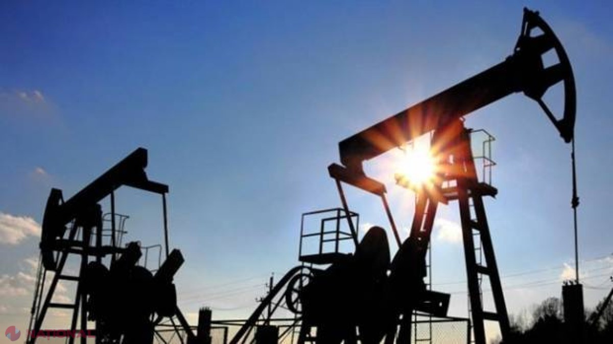 Preţul petrolului, în creştere. Ruşii se declară dispuşi să negocieze o reducere a producţiei  