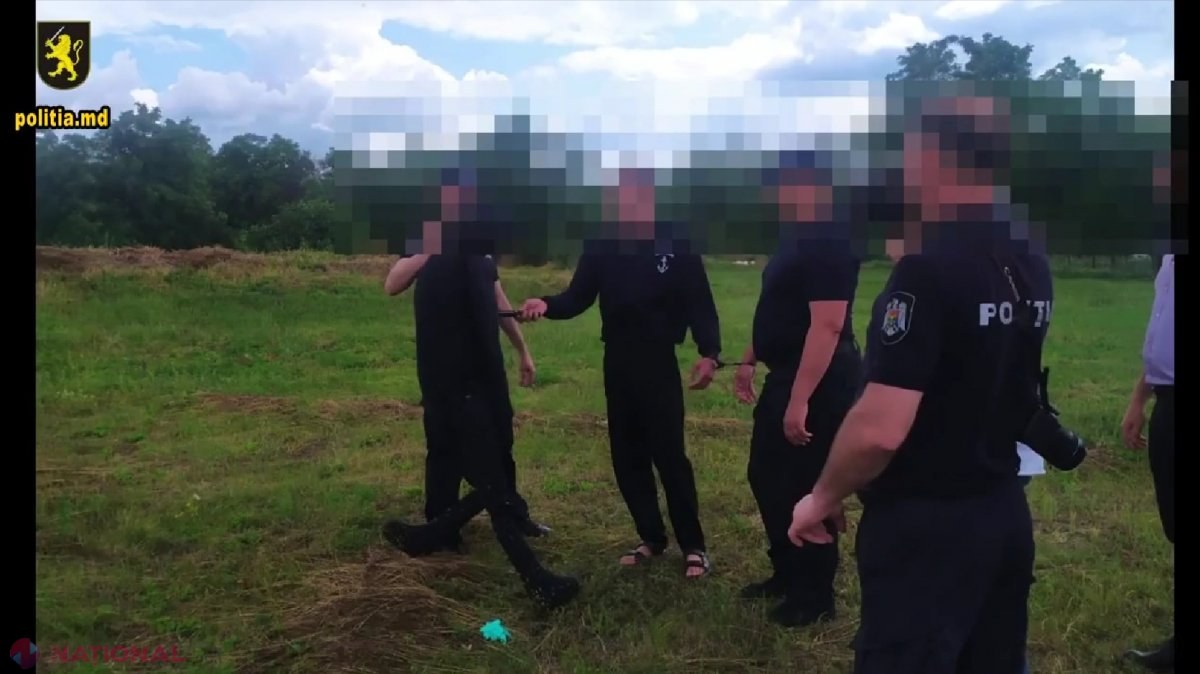 Un tânăr de la Sângerei și-ar fi omorât un consătean și i-ar fi îngropat cadavrul pentru a ascunde urmele crimei: A fost reținut la Chișinău