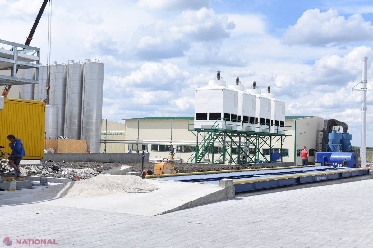 Locuitorii din Edineț, în PERICOL? IES a sistat lucrările de construcție a fabricii de sucuri