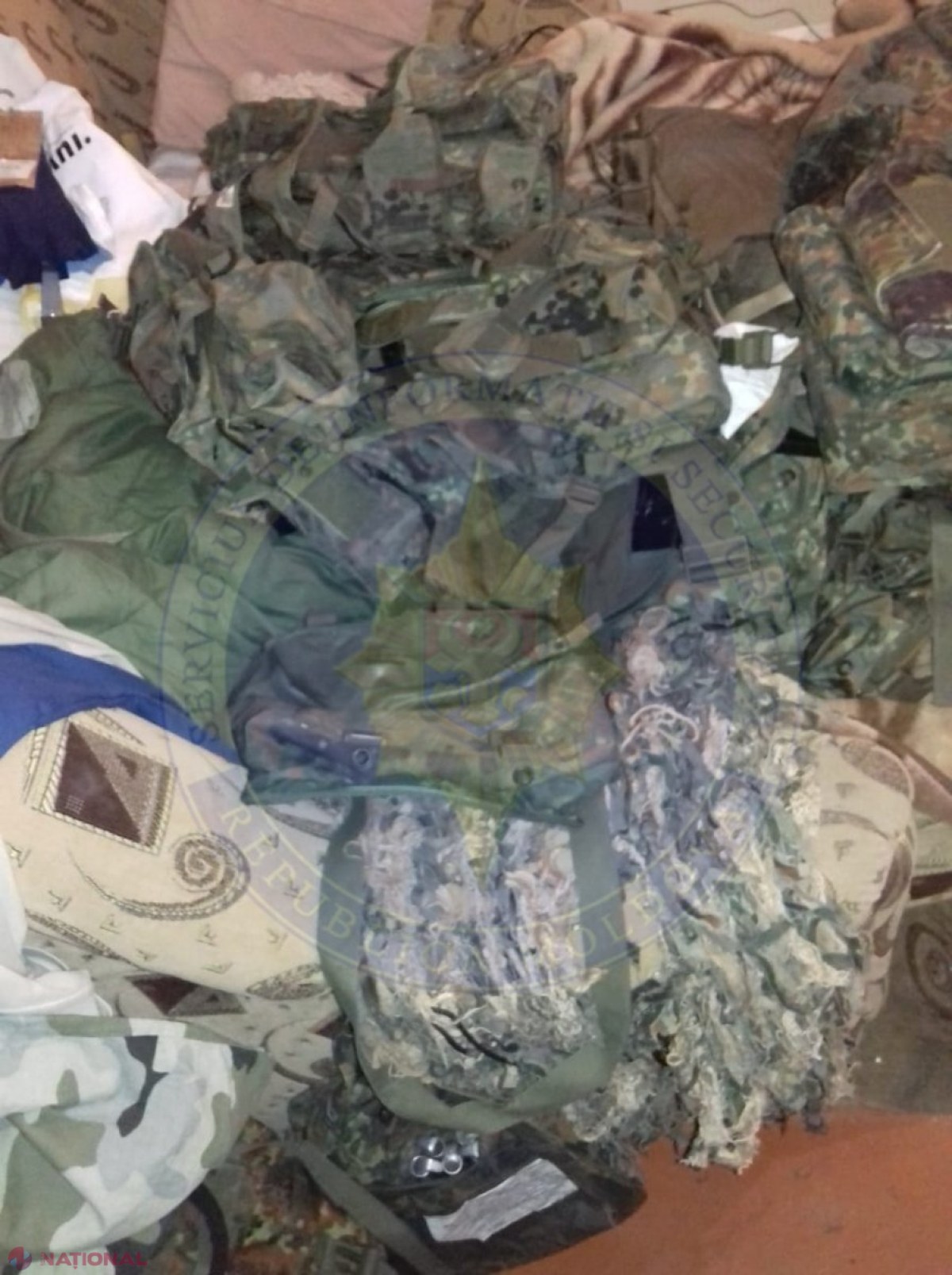 FOTO // Centrul Antiterorist al SIS a destructurat activitatea unei grupări PARAMILITARE ilegale, care ar avea conexiuni cu mercenarii din Donbas