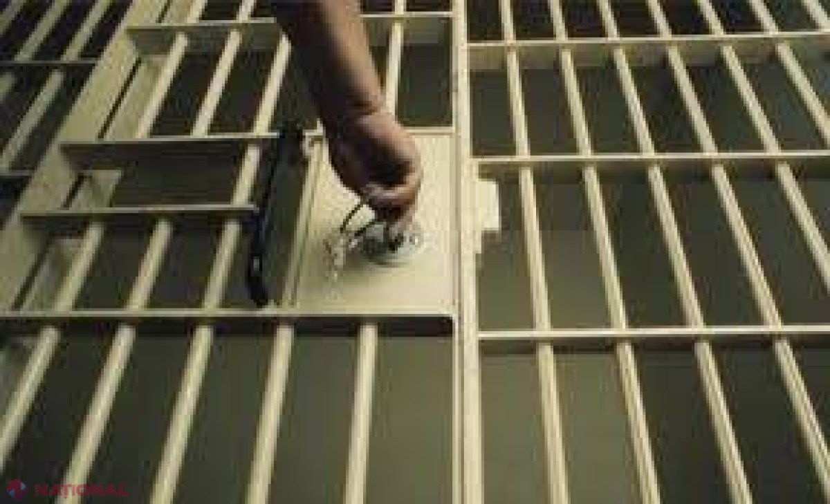 „Afacere cu maşini” dirijată de după gratii  