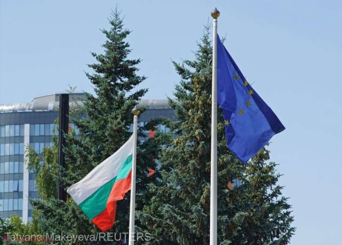 Bulgaria BLOCHEAZĂ un transfer bancar pentru Ambasada Rusiei, invicând sancțiunile UE