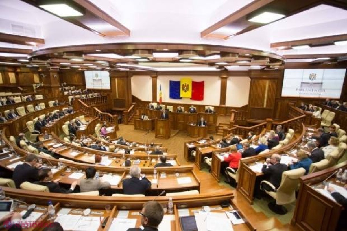  De Ziua Independenței, Parlamentul va fi deschis pentru toţi cetăţenii  