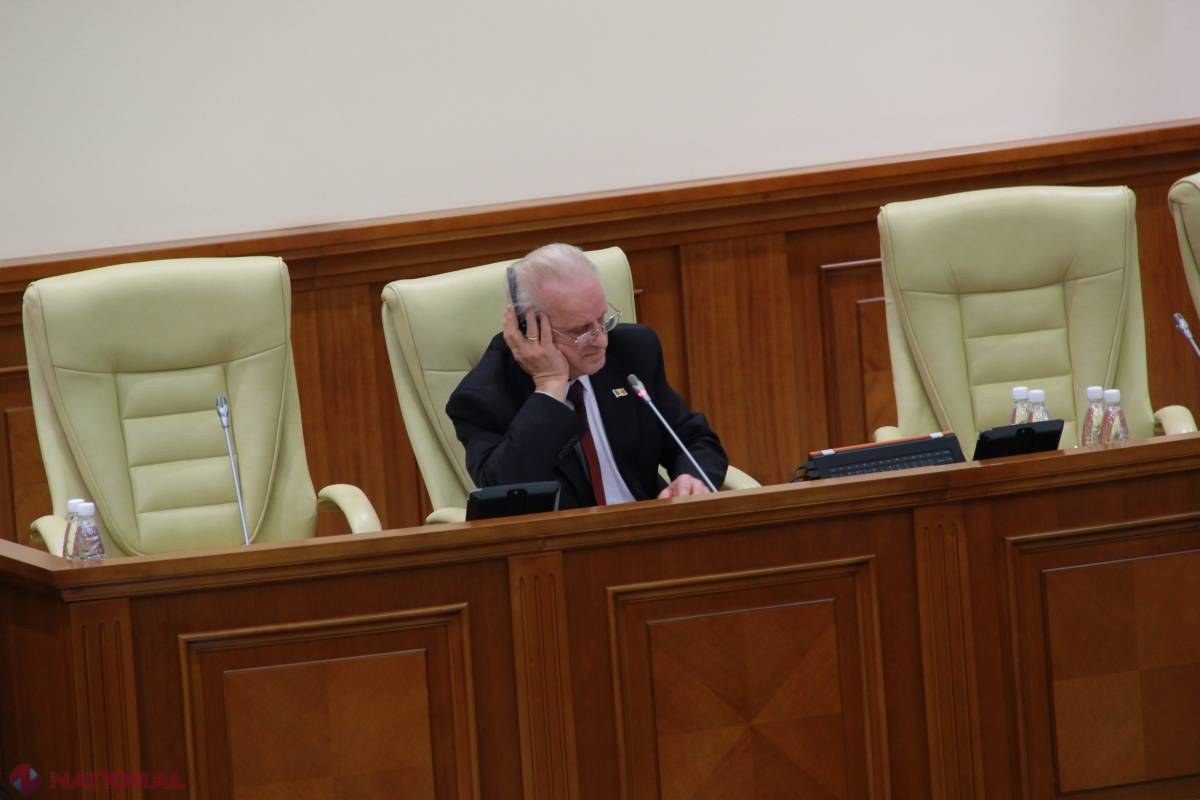Momente AMUZANTE în Parlament cu „DOMNUL Grecianîi”
