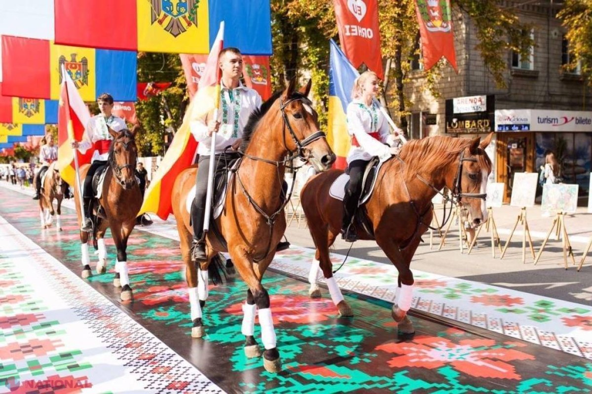 LIVE, FOTO // Ziua Independenței la Orhei. Parada cavaleriei, târgul meșterilor populari, bucătărie tradițională și show aviatic 