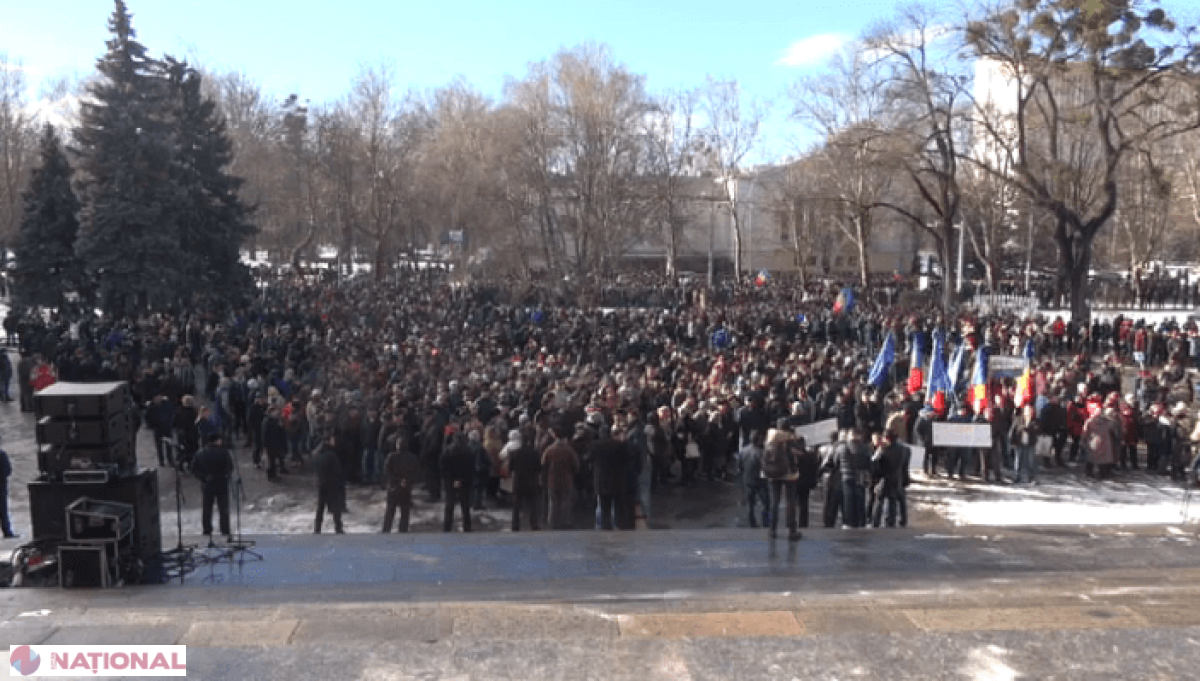 Mitingul PD: Oamenii îndemnați direct să-l susțină pe Plahotniuc la funcția de premier: „Cine este acel lider? Plahotniuc!”