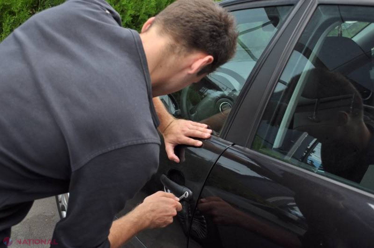Bărbat din Durleşti, IMOBILIZAT cu gaze lacrimogene de către poliţie. Tocmai se pregătea să dea LOVITURA 