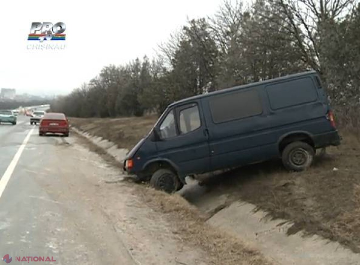 FOTO // GHINION: Aproape 30 de mașini implicate în ACCIDENTE la intrarea în Chișinău dinspre Stăuceni