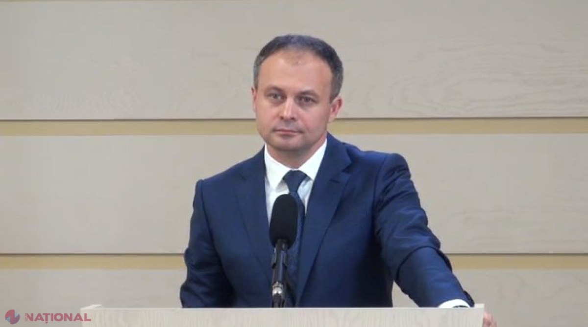 VIDEO // Candu a EXPLICAT de ce nu a ieșit în fața jurnaliștilor, care au protestat în fața Parlamentului: „O acțiune pentru a se băga în seamă fără efect”