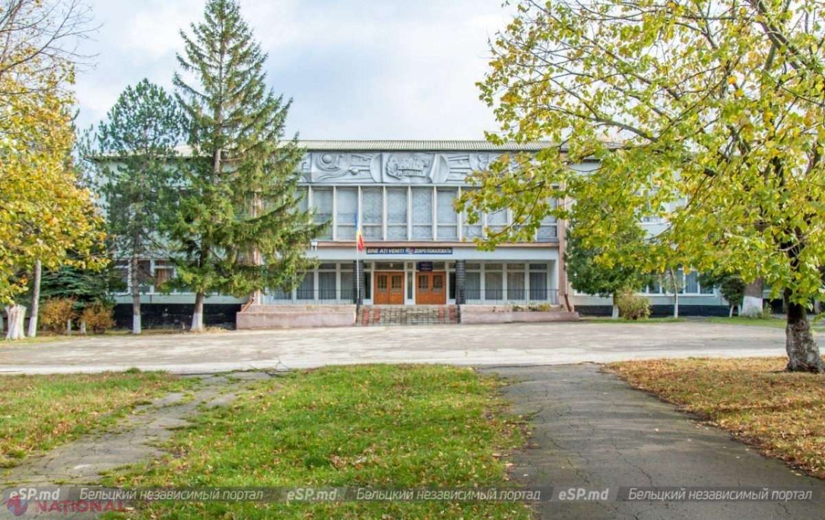PRIMUL CAZ de COVID-19 într-o școală, de la începutul anului școlar: Elevii unei clase și profesorul, plasați în CARANTINĂ